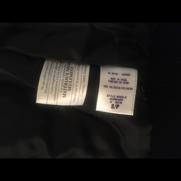 Guess Black Logo Vest with Removable Fur Hoodie, size small - Picture 8 of 8